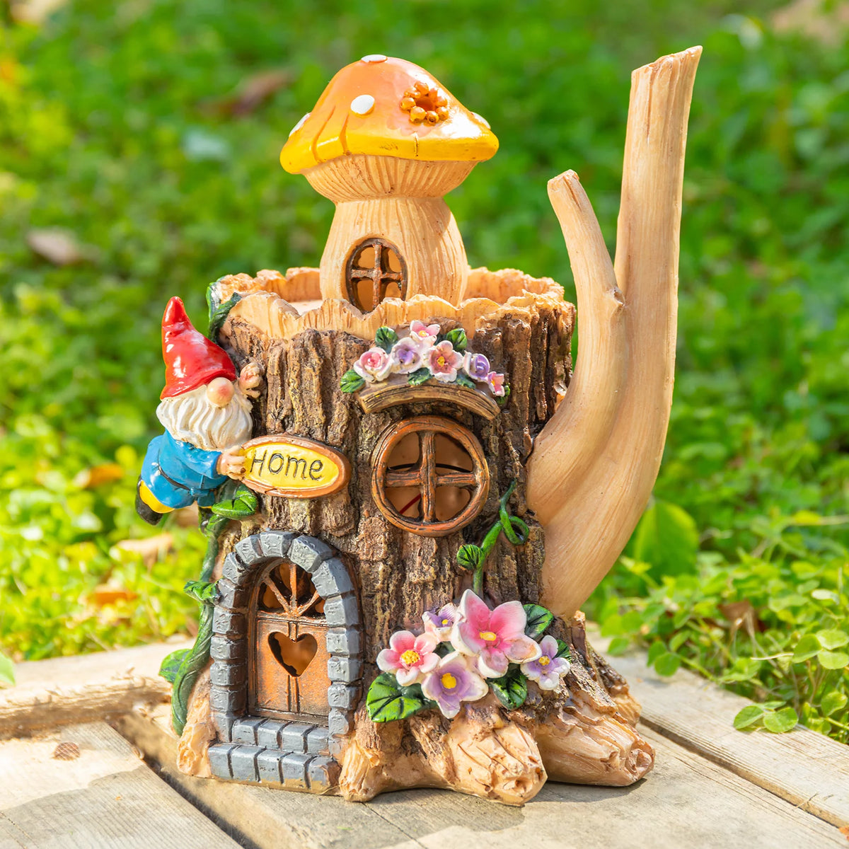Garden Gnome Statue with LED Light I1492
