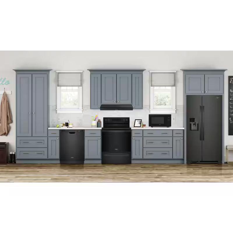 Black 1.6 cu. ft. Countertop Microwave C954