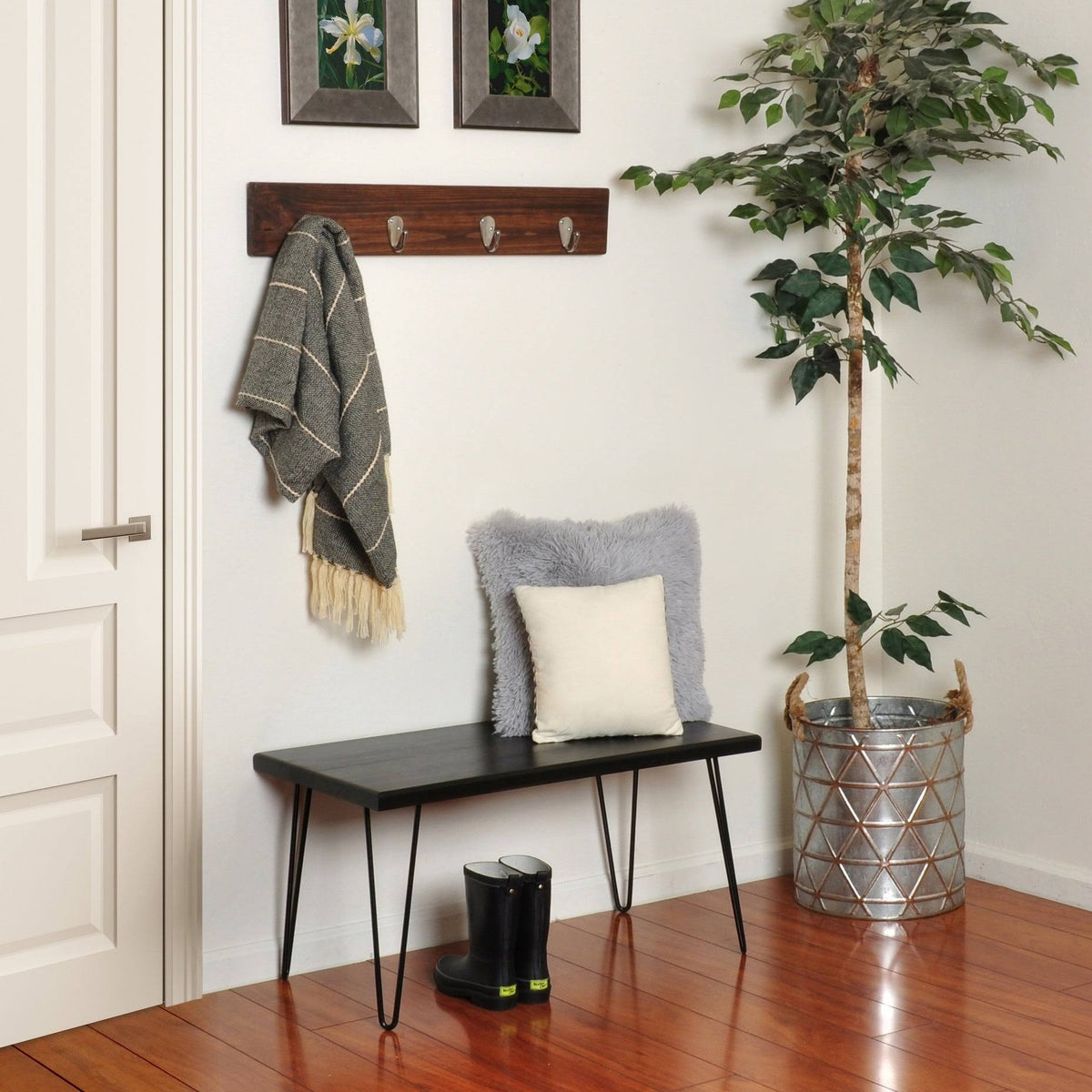 Rustic White Wood Bench B68305