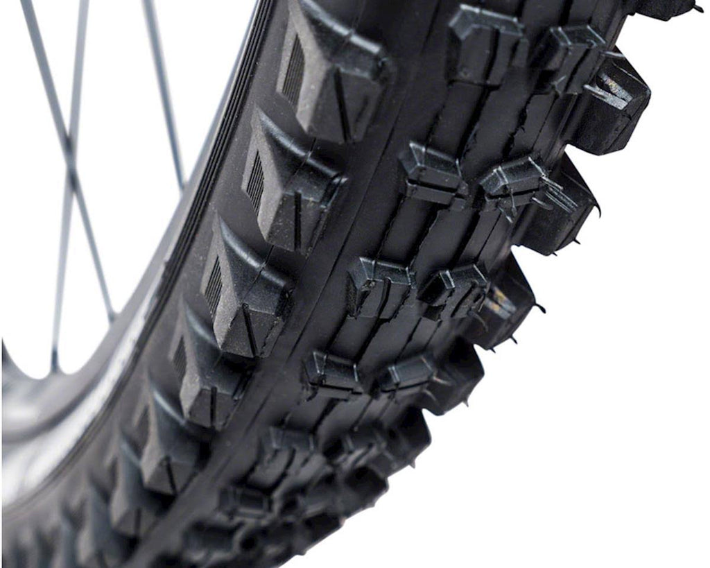 29 x 2.35 Black Tubeless Tire I620