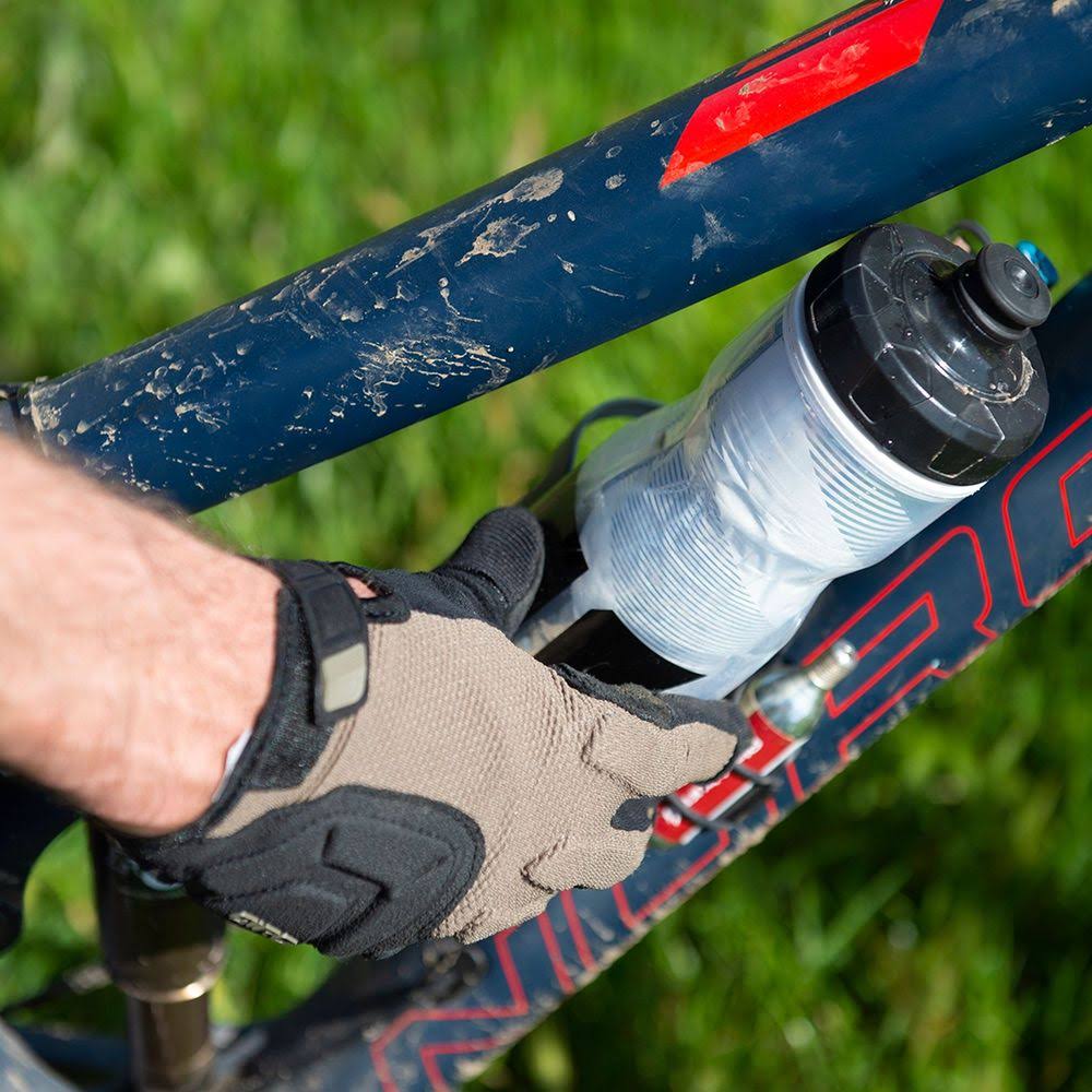 Carbon Side-Entry Bottle Cage O4352