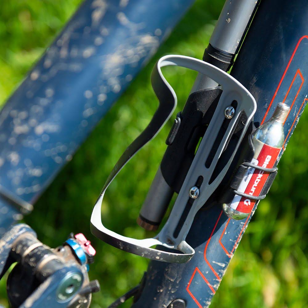Carbon Side-Entry Bottle Cage O4352