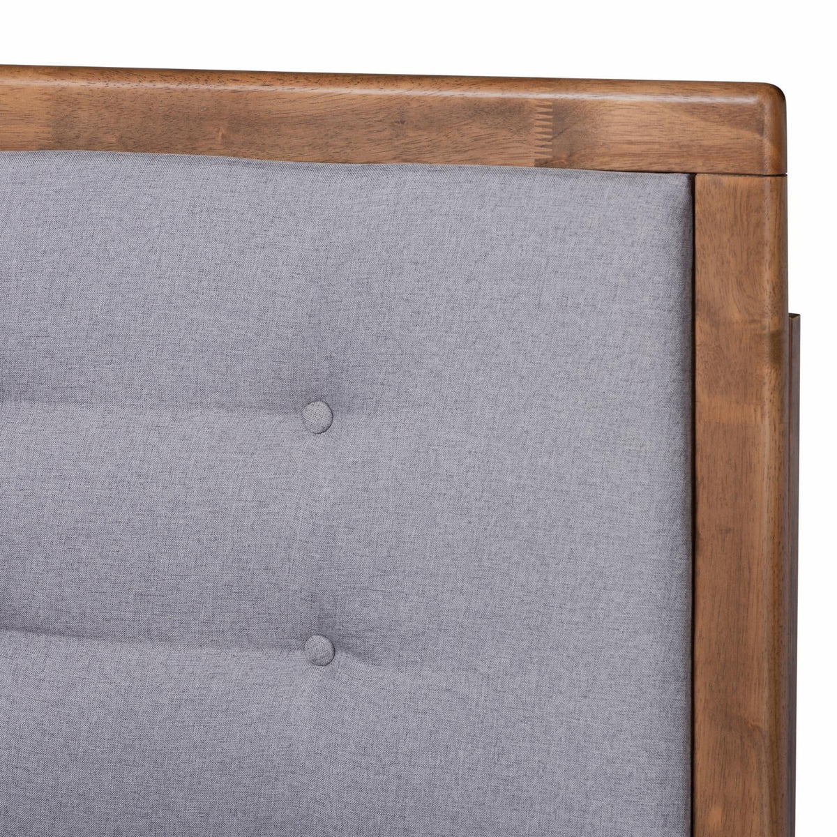 King Size Light Gray Upholstered Wood Platform Bed P32585