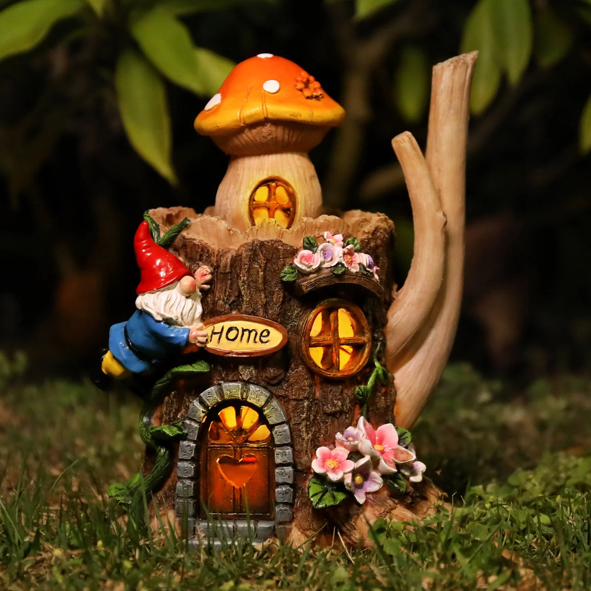 Garden Gnome Statue with LED Light I1492